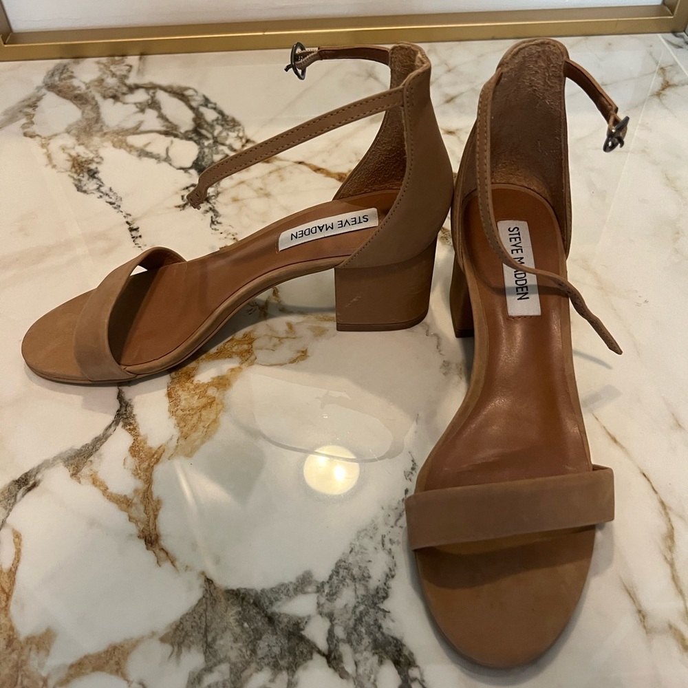 Steve Madden nude heels size 6.5